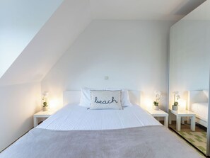 2 Schlafzimmer, Reisekinderbett, kostenloses WLAN