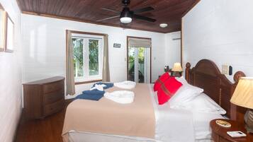 House, 2 Bedrooms | 2 bedrooms, free WiFi