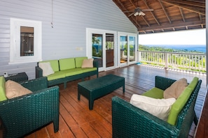 House, 2 Bedrooms | Terrace/patio