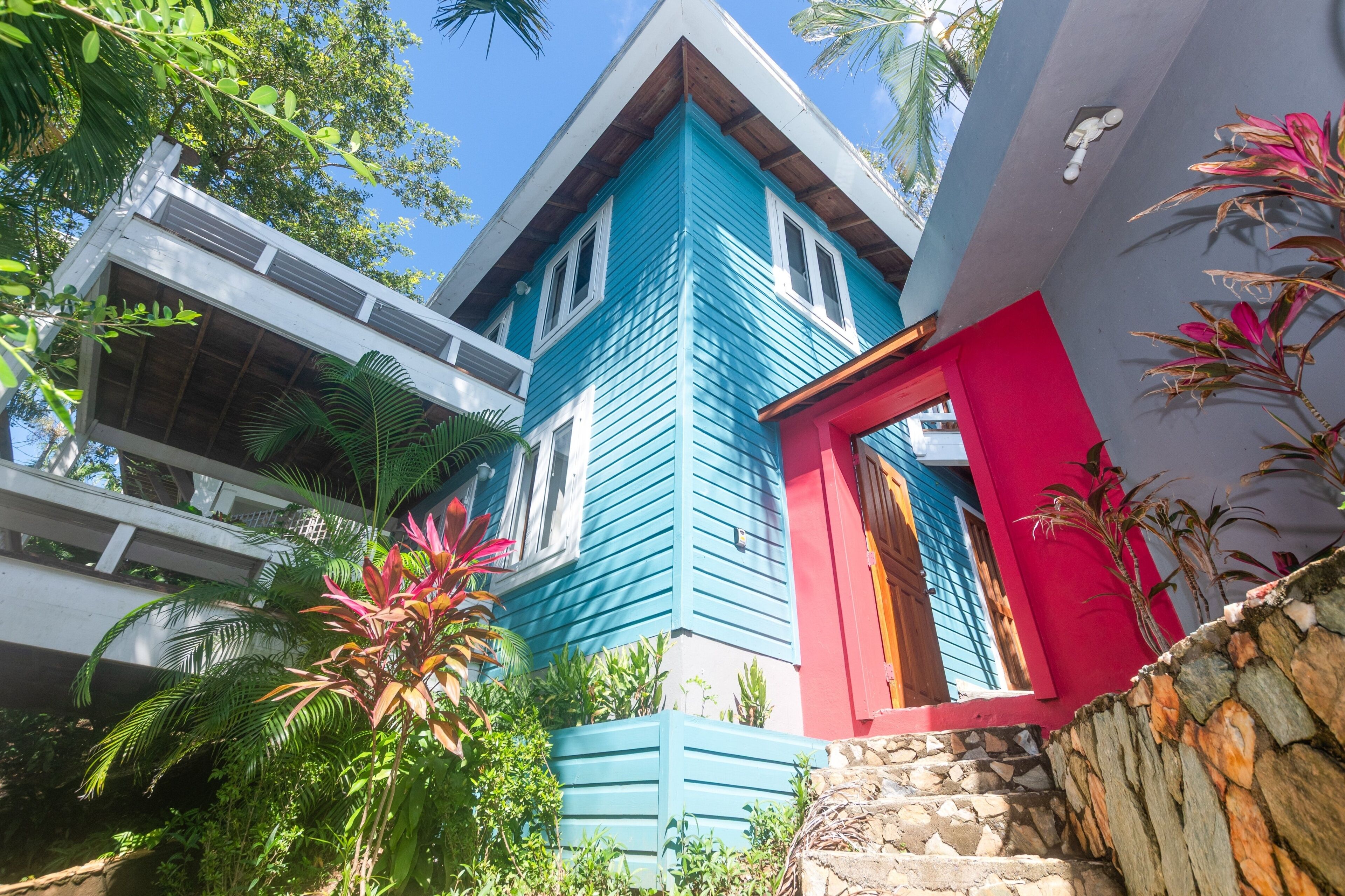 House, 2 Bedrooms | Exterior