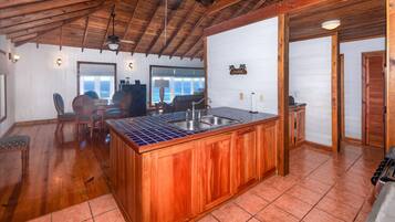 House, 2 Bedrooms | Interior