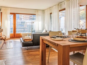 Dining - Bouleaux A0 by Interhome (Nendaz)