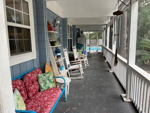 Terrace/patio - Huge Private Pool, Single Level Easy Access, 2 Golf Carts Included, Pet Friendly - 276 Tarpon Blvd (Fripp Island)
