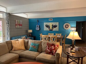 TV - Huge Private Pool, Single Level Easy Access, 2 Golf Carts Included, Pet Friendly - 276 Tarpon Blvd (Fripp Island)