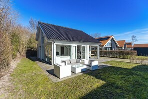 Exterior - Zonnedorp 4 Villa Jula Renesse | Comfortable beach villa for 6 People (Renesse)