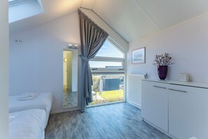 3 bedrooms, Internet - Zonnedorp 4 Villa Jula Renesse | Comfortable beach villa for 6 People (Renesse)