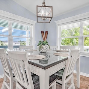 Dining - Gulfside Yellowtail Retreat (Marathon)