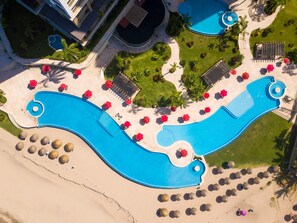 Pool - Puerto Vallarta - Grand Venetian 9th Floor 1 Bedroom Beach Front & Water View (Puerto Vallarta)