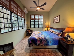 1 bedroom, desk, free WiFi, bed sheets