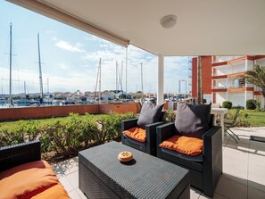 Apartment | Terrace/patio - Quiet Elegance Near the City Center Agde (Agde)