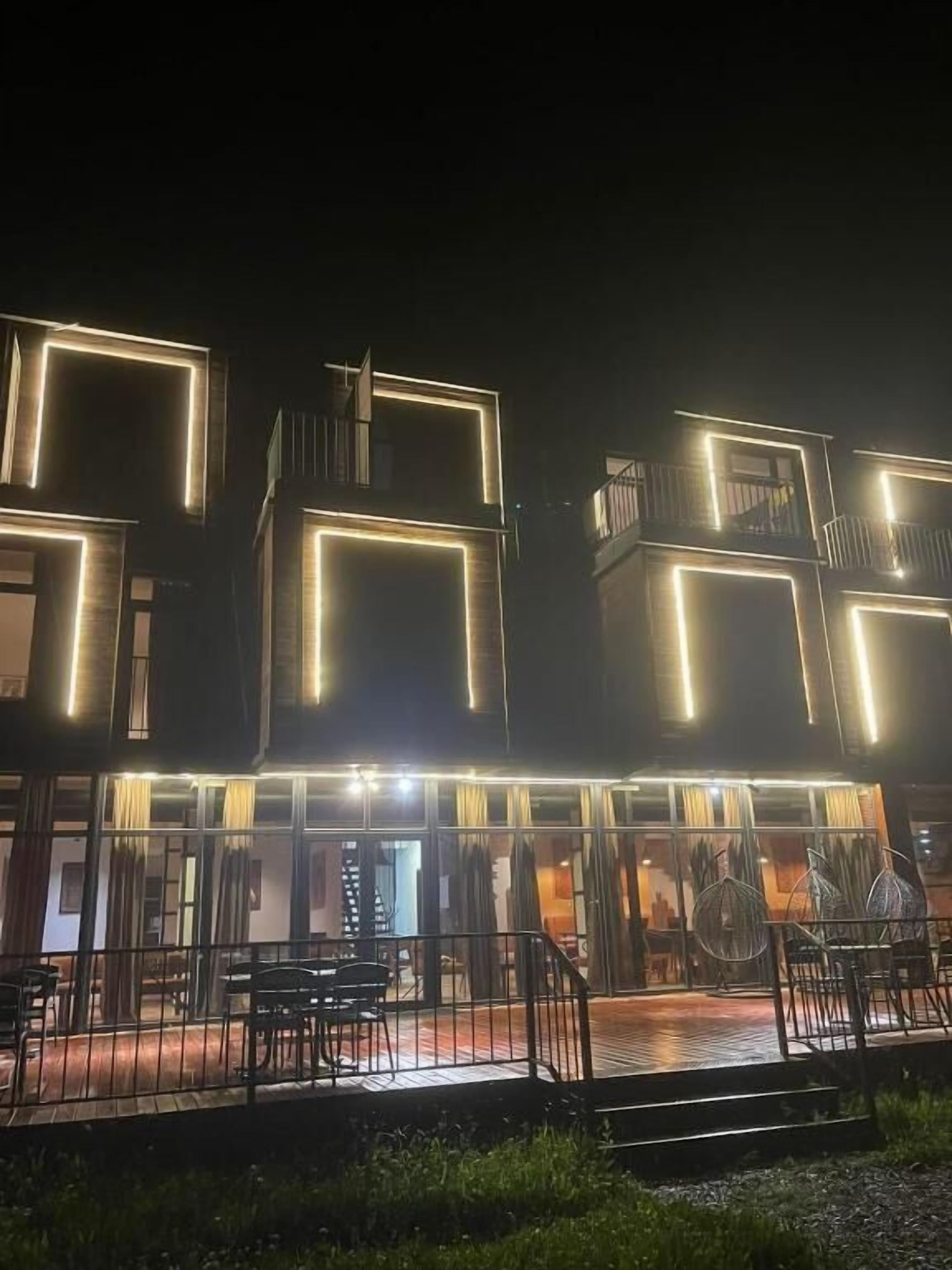 บริเวณภายนอก