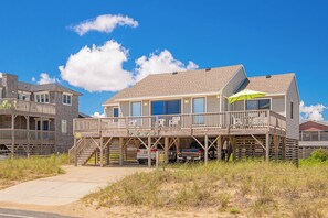 Exterior - JL #656 | Terrill Cottage | Semi-Oceanfront | Horizon Ocean View (Kitty Hawk)