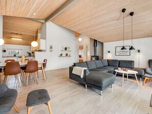 TV, fireplace - "Antoinetta" - 350m from the sea by Interhome (Glesborg)