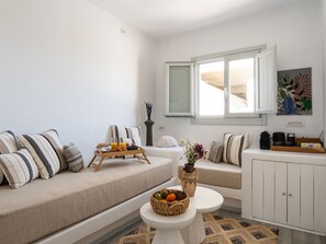 Vila, 1 cama Queen e sofá-cama, piscina particular | Área de estar
