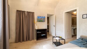 Unclassified image, 2 of 64, button - Casa Philomena - Historic Charm in city center (Noto)