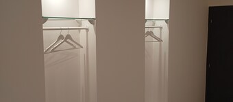 Cosy, designer cocoon, city center + quiet location.
