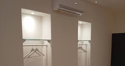 Cosy, designer cocoon, city center + quiet location.