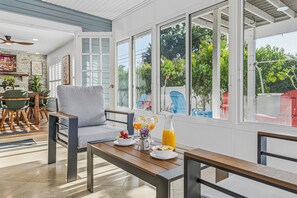 Dining - 6 King Suites | Pool + Game Room Oasis Near Beaches (Seminole)