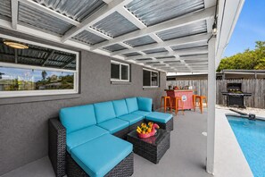 Terrace/patio - Lakefront Pool House | 4BR Bike to Beach (Seminole)