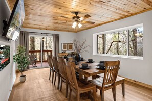 Dining - Creekside Lodge on 6 Acres | Game Room, 8-Person Hot Tub, Sleeps 17 (Sevierville)
