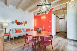 Dining - Apartment with private garden and parking (10 minutes from the Colosseum) (Roma)