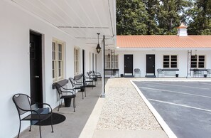 Exterior - 7 Gables Motel (Burnside)