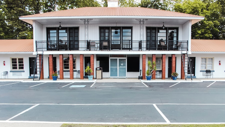 7 Gables Motel Burnside Near Somerset US 27