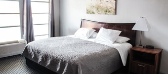 7 Gables Motel