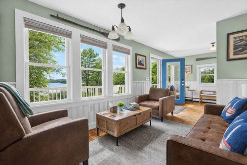 Harbor Hideaway: Water views in Boothbay