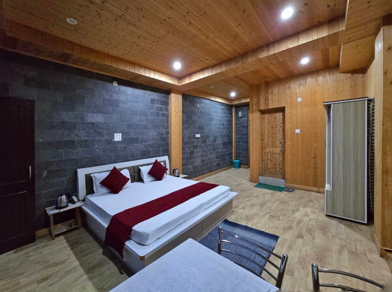 Deluxe Double Room, Balcony, Mountain View | Wi-fi percuma 