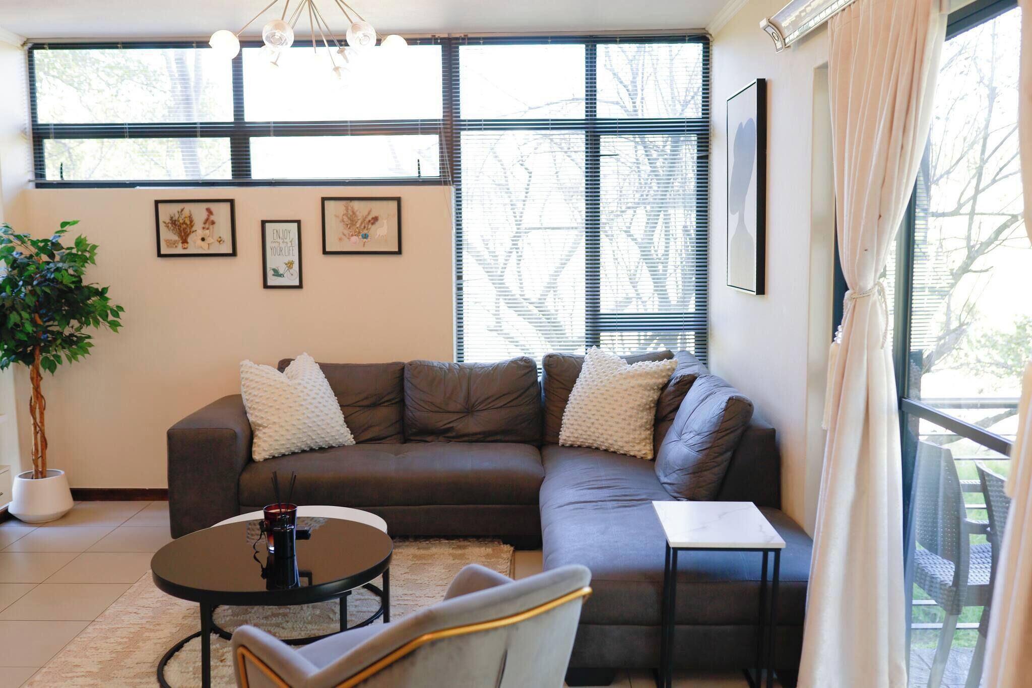 Appartement, 1 chambre, patio | Salle de séjour