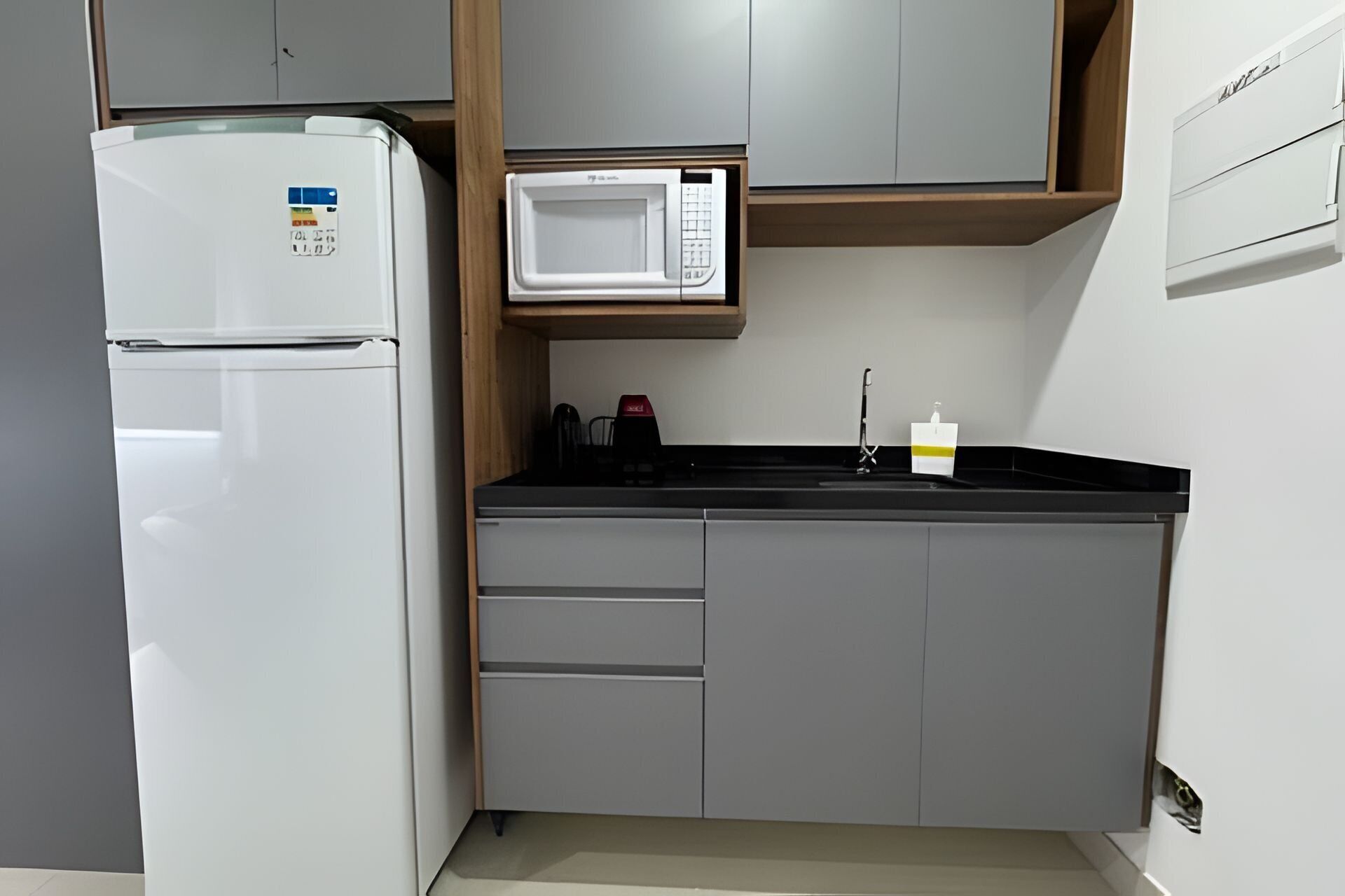 Basic Apartment | Private kitchen
