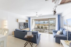 TV - AG DUPLEX 2-3 PREMIUM - only families (Playa de Gandía)