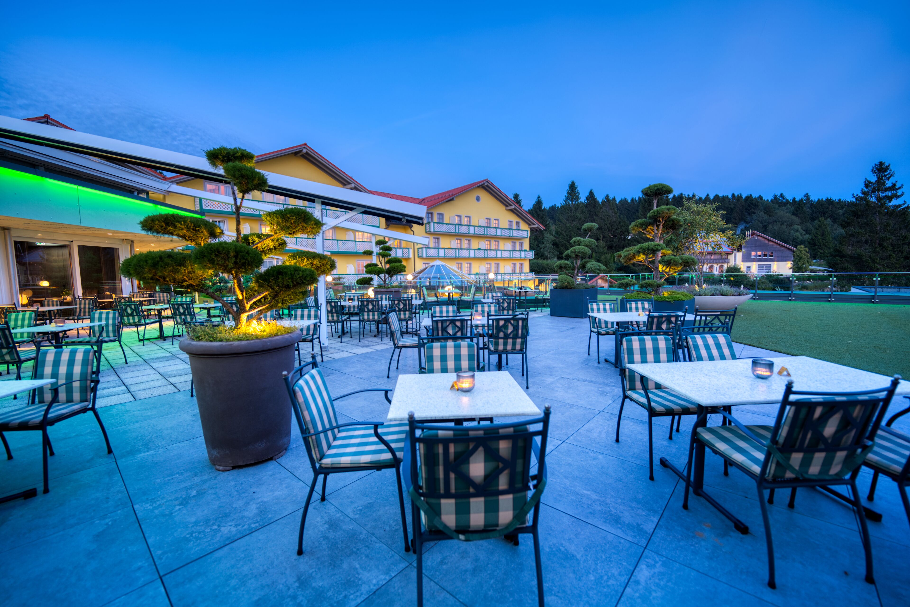 Sun deck