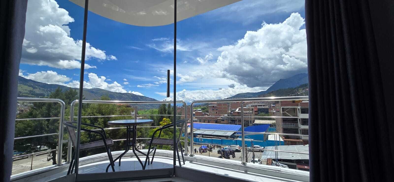 ห้องดีลักซ์ดับเบิล, ระเบียง, วิวสวนสาธารณะ | บริเวณที่พัก