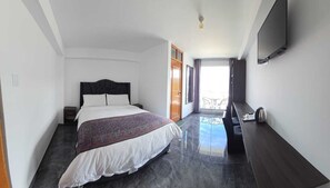 Comfort tweepersoonskamer, balkon, uitzicht op park