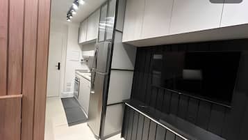 Basic Apartment | Private kitchen