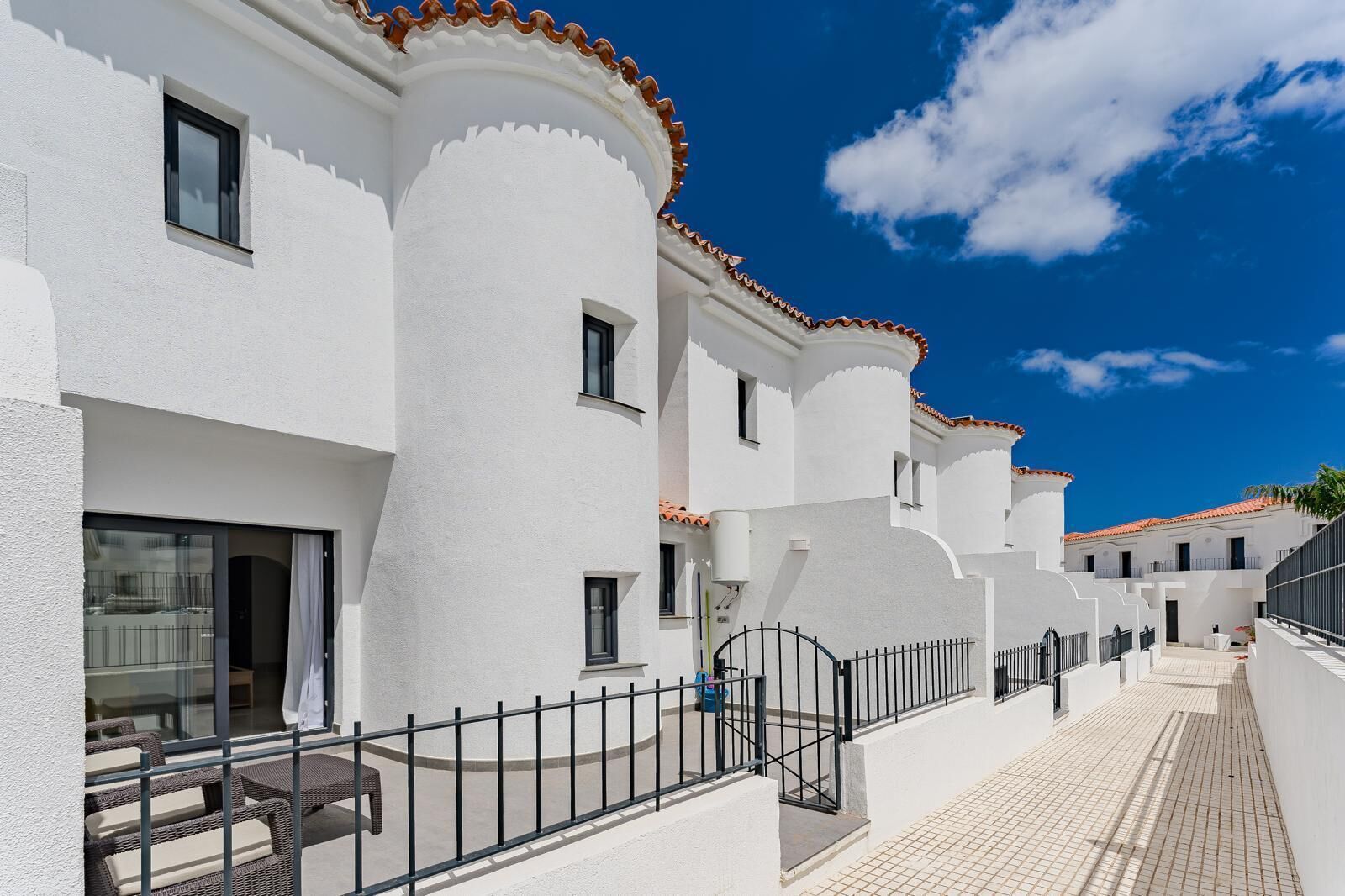 家庭公寓 | 街景