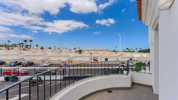 Family Bungalow, Pool View | Property grounds