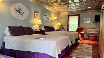 Double Room, Mountain View | Iron/ironing board, free wired internet