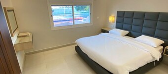 Lemon Beach Chalet in Durrat Al Arous