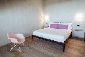 Minibar, caja de seguridad en la habitación y wifi gratis 