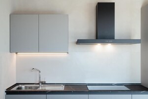 Apartment, Pool View | Private kitchen