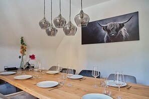 Dining - Spacious 4-bedroom apartment near the Moselle (Trittenheim)