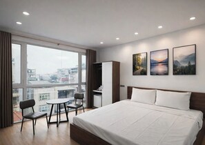Panoramic Double Room - Dreamora Centre Hotel (Ba Dinh)
