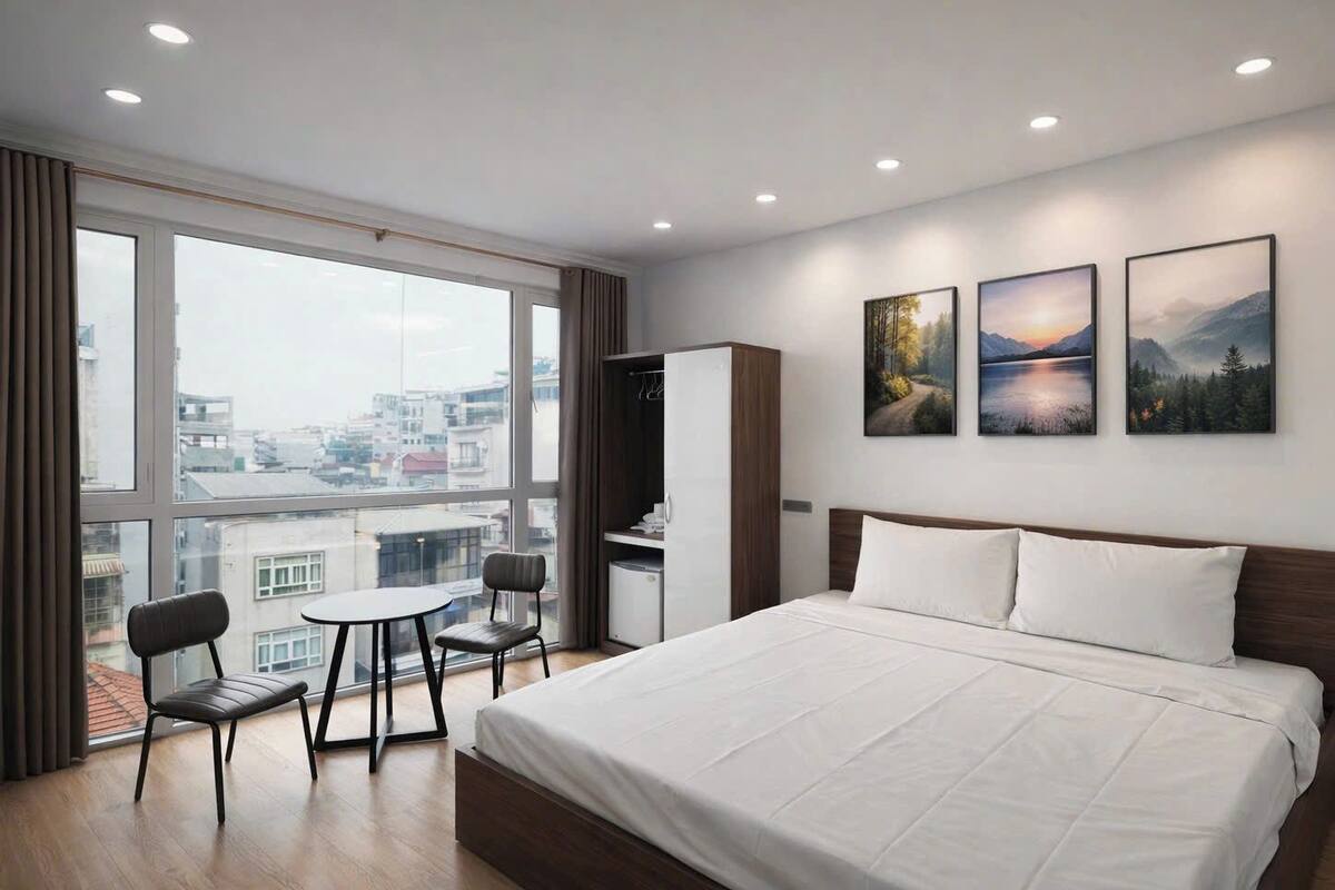 全景雙人房 | 高級寢具、書桌、筆電工作空間、免費無線上網