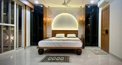 Avyam Blue Terrace Apartment in New Delhi! Room-1 (Deluxe)