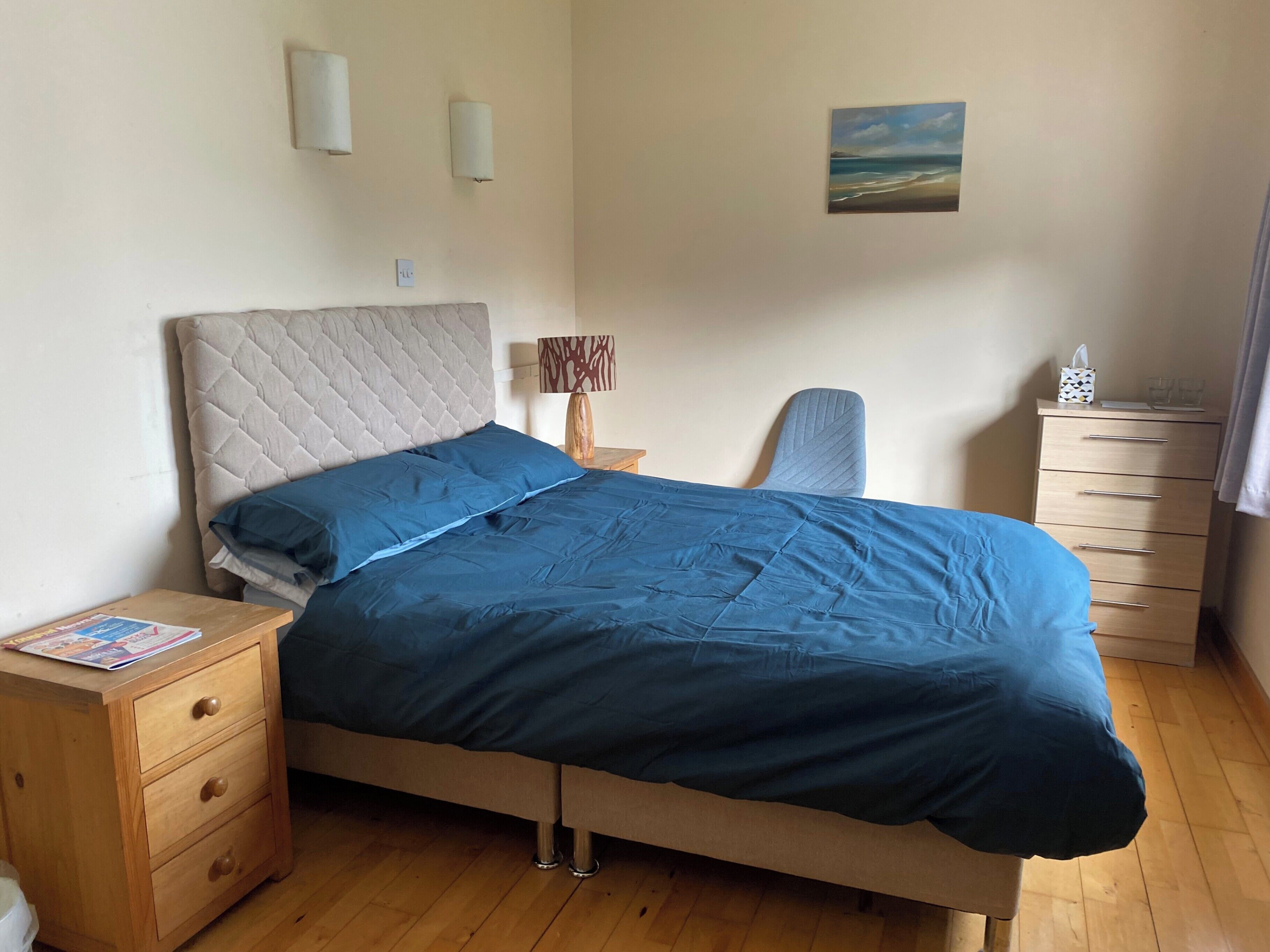 Free WiFi, bed sheets