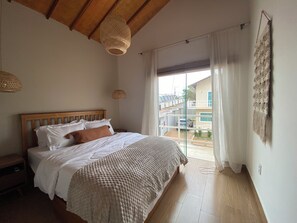 Room - House in a gated community, 500 meters from the beach. (Armação dos Búzios)