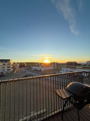 Property grounds - Modern 90sqm Apartment in Garðabær (Garðabær)